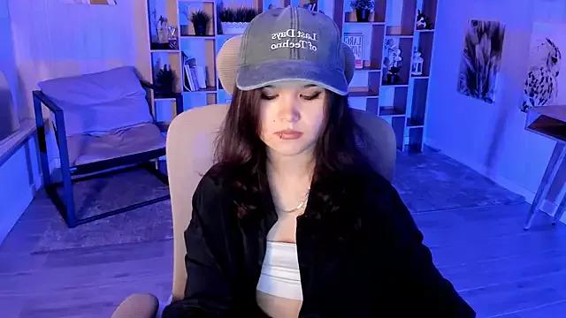 Elainebeness on StripChat 