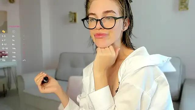 Private EleneButton on StripChat