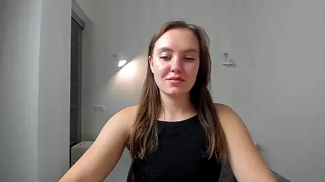EmmaNorman on StripChat 