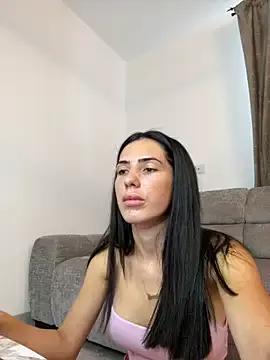 Emmapmg on StripChat