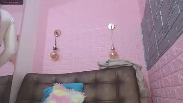 engel_devil on StripChat 