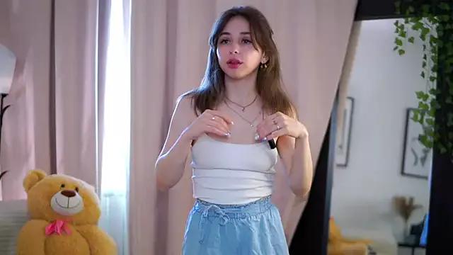 EstherMitchel on StripChat 