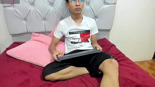 Ethan_Westt on StripChat 