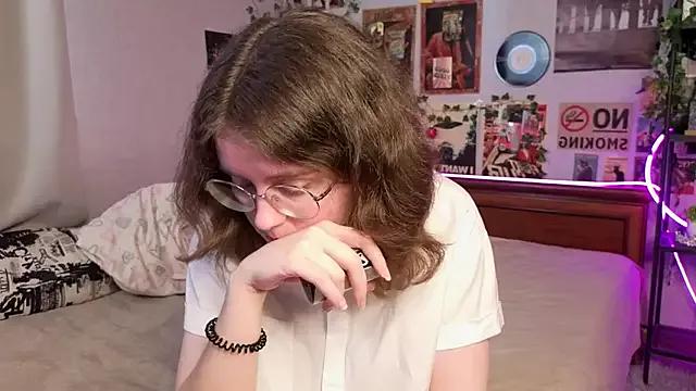 FalineChasey on StripChat 