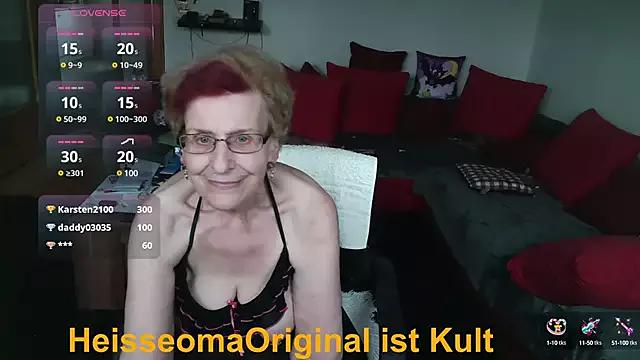 HeisseomaOriginal on StripChat 