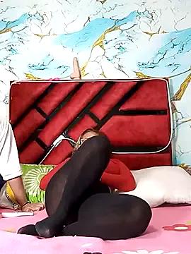 Freechat hot_lady19 on StripChat