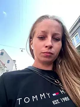 Hr_Fru_Olsen on StripChat 