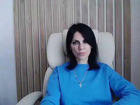InjaAtHome on StripChat 