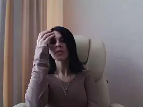 InjaAtHome on StripChat 