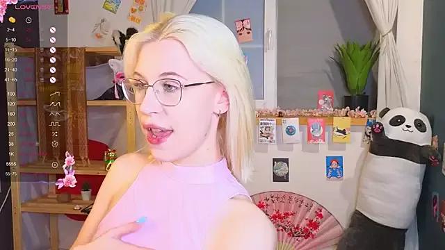 ishowulove on StripChat 