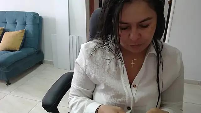 Freechat Ixchel_Anaid on StripChat