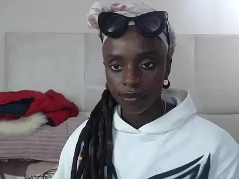 Jah-Queen on StripChat 