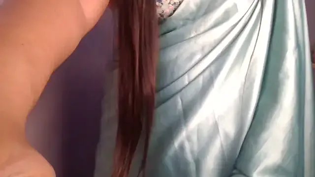 Jasleen_Kudii on StripChat