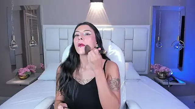 JessyEvans on StripChat 