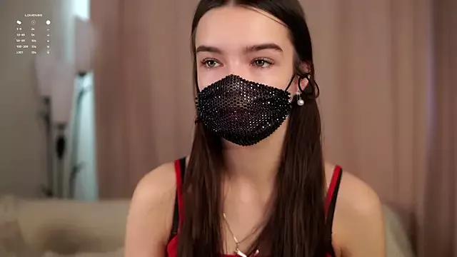 JoanFrickey on StripChat 