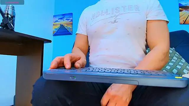 Freechat juanses_n_toro on StripChat