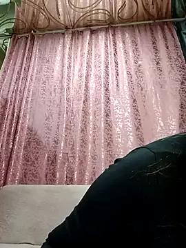 Julli_berry on StripChat 