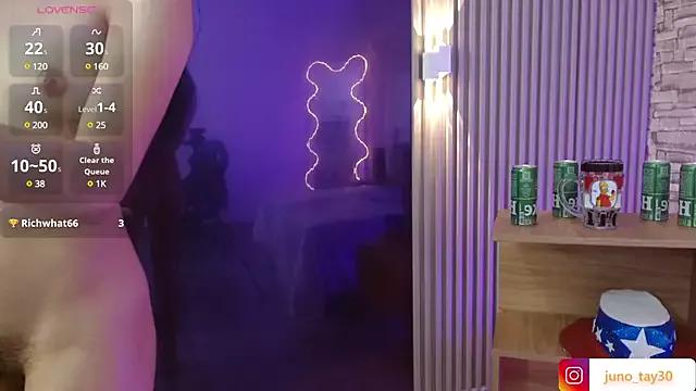 juno_tay on StripChat 