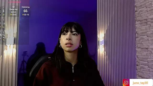 juno_tay on StripChat 