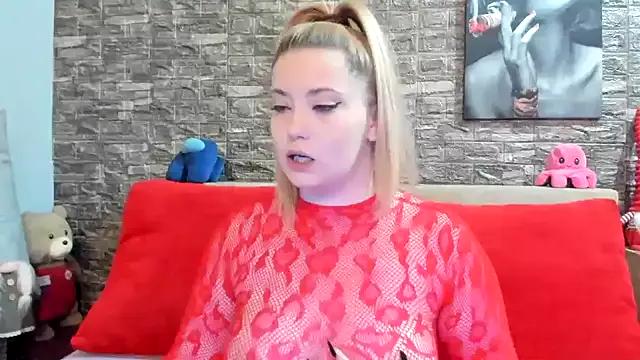 kalindahot on StripChat 