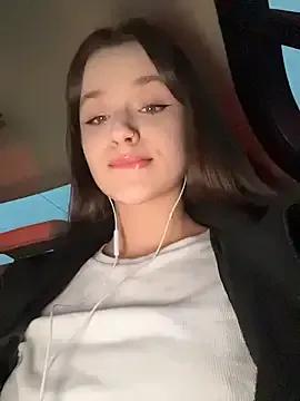 Masturbate to 23 years old KittyQueeny from StripChat KittyQueeny from StripChat