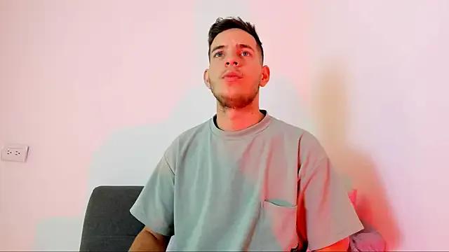 lara_and_danny from StripChat