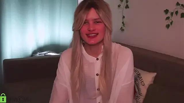 LauraGomezt on StripChat 