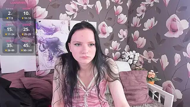 LexiRous on StripChat 