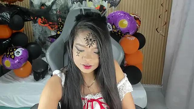Explore naked camslut Lili_16 Lili_16 from StripChat