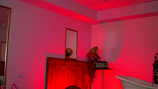 LiloMahe on StripChat 
