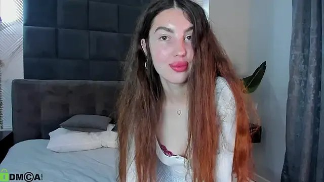 LiraRevery — spank pussy