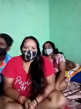 Watch StripChat's LoveOnStream LoveOnStream from StripChat