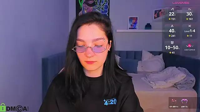 Luna-Moon on StripChat 