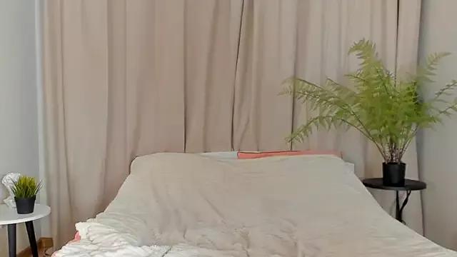 LynCreighton on StripChat 