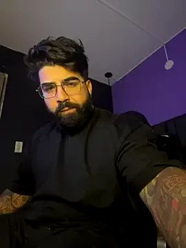 Lyon_vach on StripChat