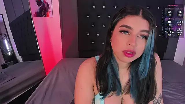 lyra-rain on StripChat 