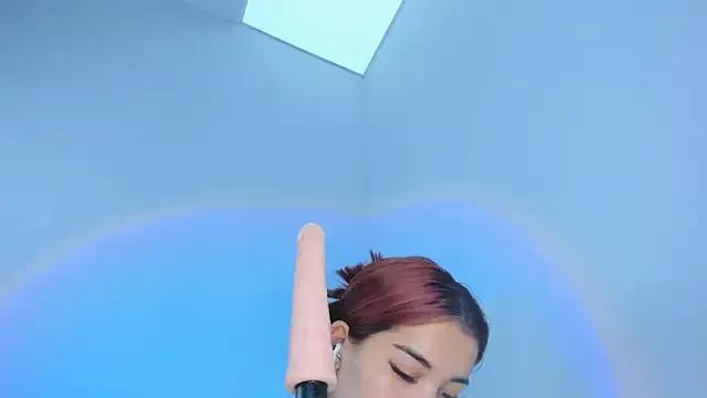 maakimo on StripChat 