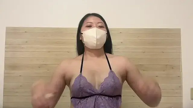 Mao_cute_10 on StripChat