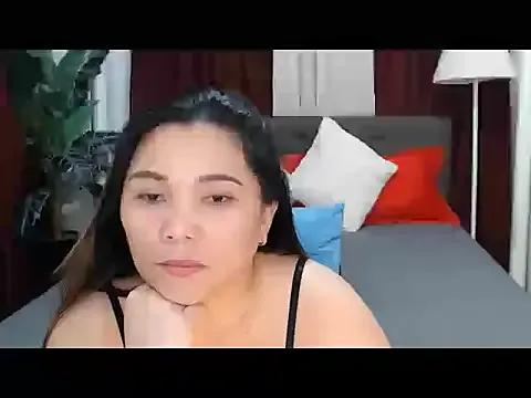 Naked MarielRose143 wants you to fuck her body now MarielRose143 from StripChat