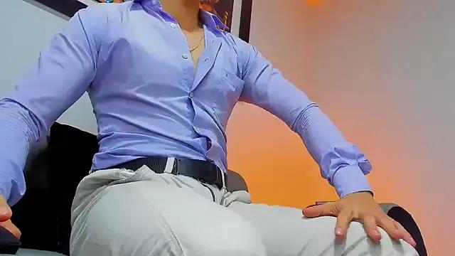 Sexy Maximus_Sr_ from StripChat Maximus_Sr_ from StripChat