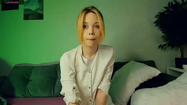 MeghanEasley on StripChat 