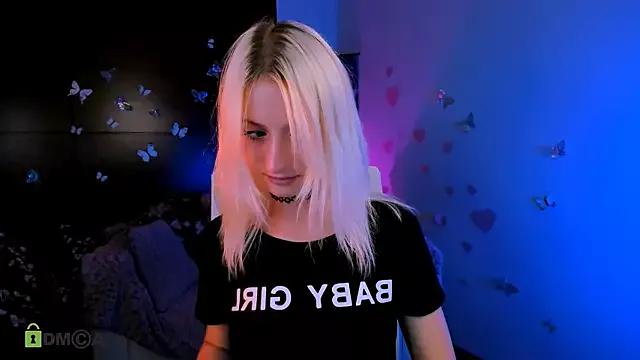 melisa_white1 on StripChat 