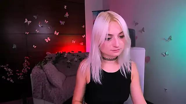 melisa_white1 on StripChat 