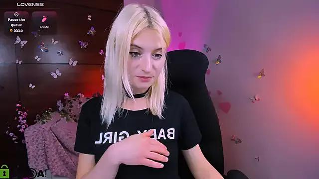 melisa_white1 on StripChat 