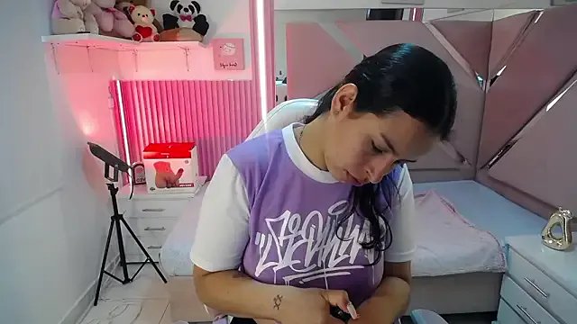 Mia_garcia28 from StripChat