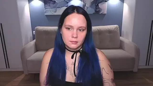 miki_miki_cutie_ on StripChat 