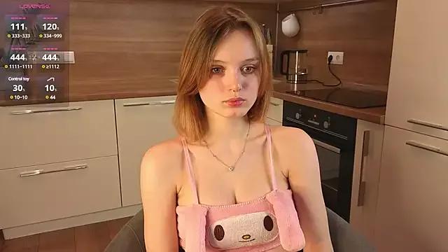 MildredDeary on StripChat 