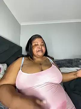 MissLola27 on StripChat 