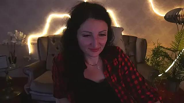 MissRossi on StripChat 