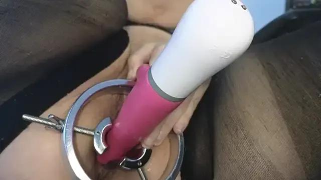 MommyLoveAanal on StripChat 